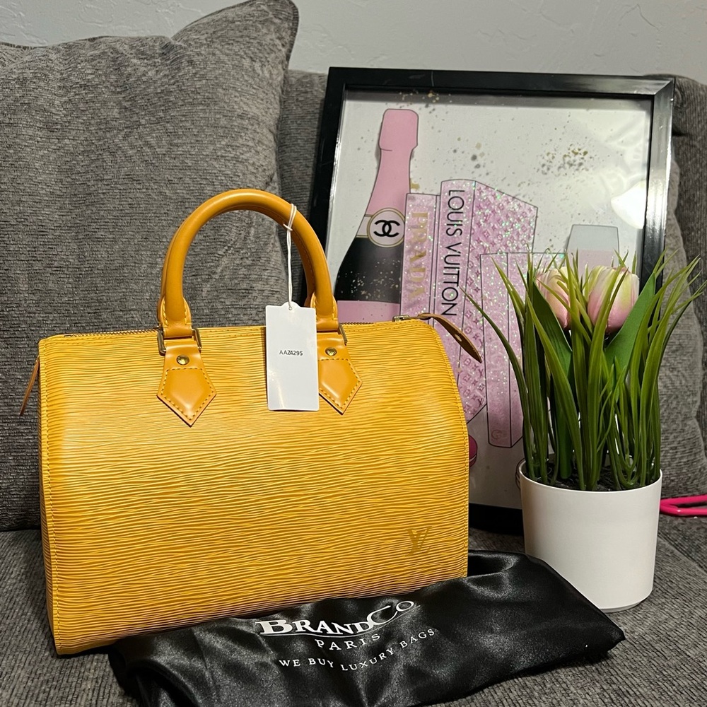 Louis Vuitton Yellow speedy 25